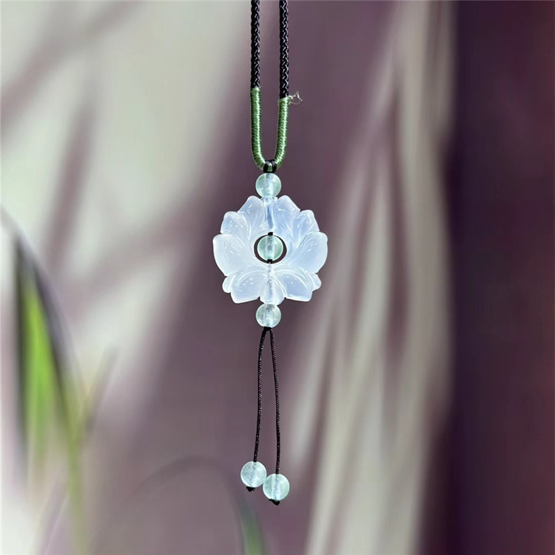 精品高冰玛瑙玉髓小迷莲花吊坠宝石挂件项链毛衣链锁骨链男女饰品