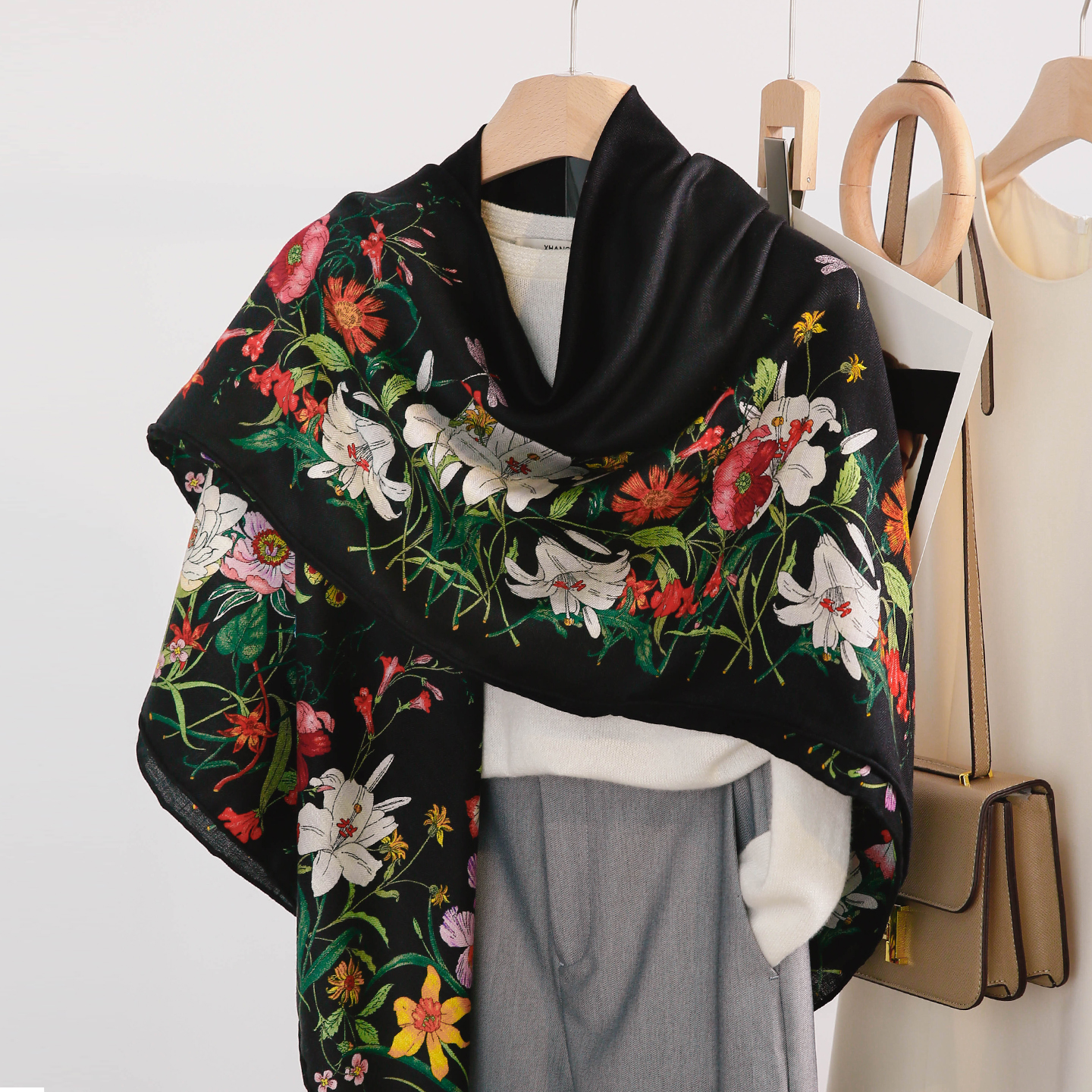法式花卉！黑色丝毛围巾披肩外搭
