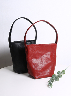 小众设计水晶植鞣皮水桶包女真皮小包高级感红色手拎包婚礼手提包
