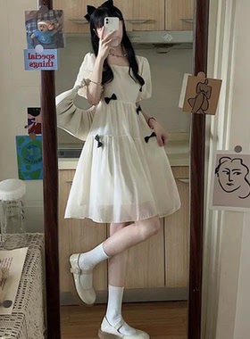 初恋裙少女温柔风方领2023白色裙子女夏学生茶歇法式桔梗连衣裙
