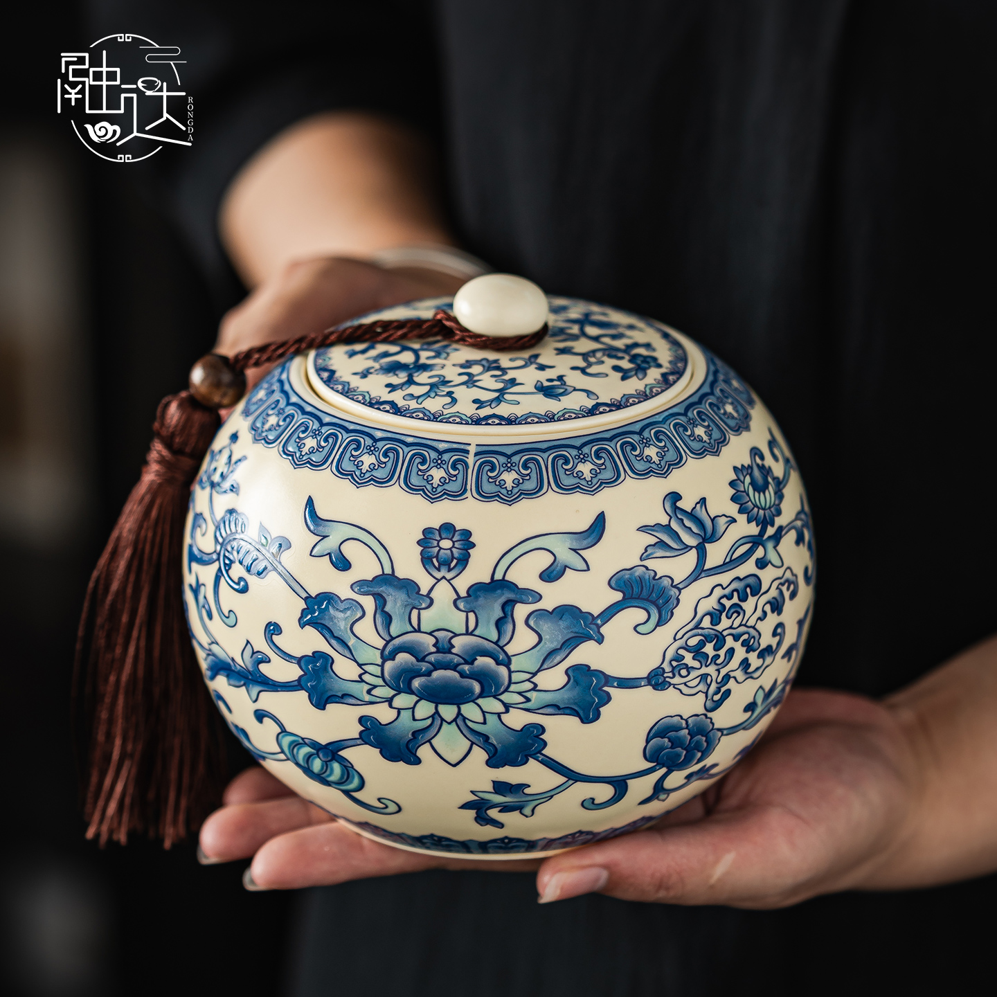 青花陶瓷茶叶罐密封罐中式复古