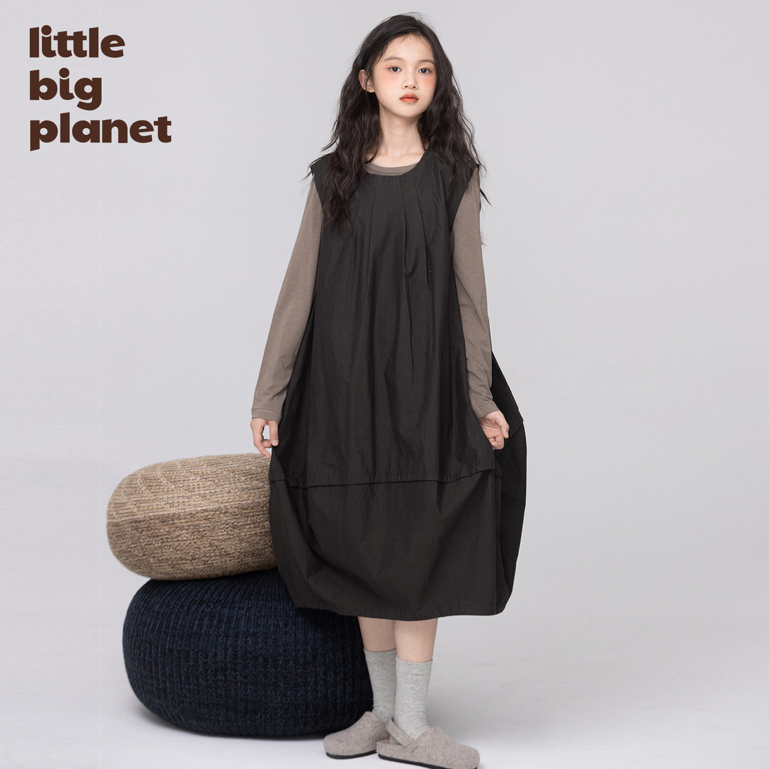 小小大星球童装 简约U型领打褶廓形背心裙 春秋女童弧形花苞裙子,童装/婴儿装/亲子装,连衣裙,淘宝优惠券,粉丝福利购,淘宝优惠卷