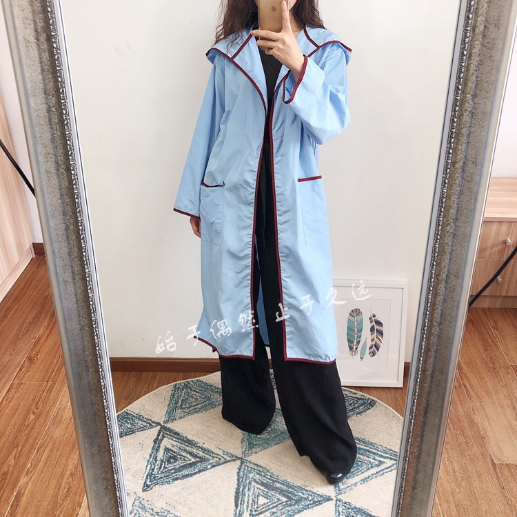 大落落的安全 2021夏季新品休闲拼色边开叉连帽长风衣外套小众女