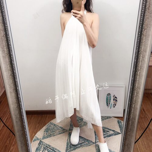 小众设计秀款~叛逆街头 夏季白色性感挂脖大露背A字型百褶连衣裙