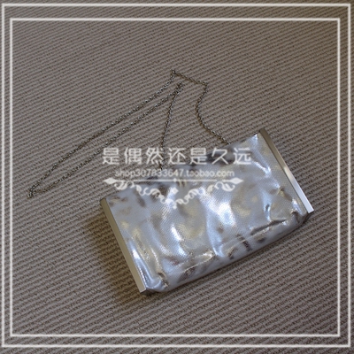 小众设计款银色时尚风链条休闲包
