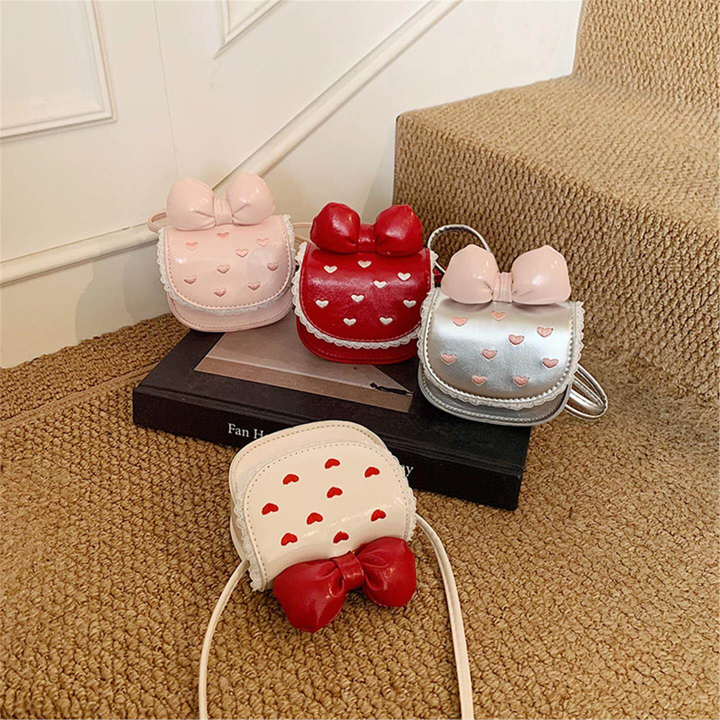 女童爱心蝴蝶结公主风小包包可爱精致宝宝迷你配饰新年小女孩挎包