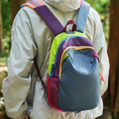 儿童旅行背包户外轻便登山包
