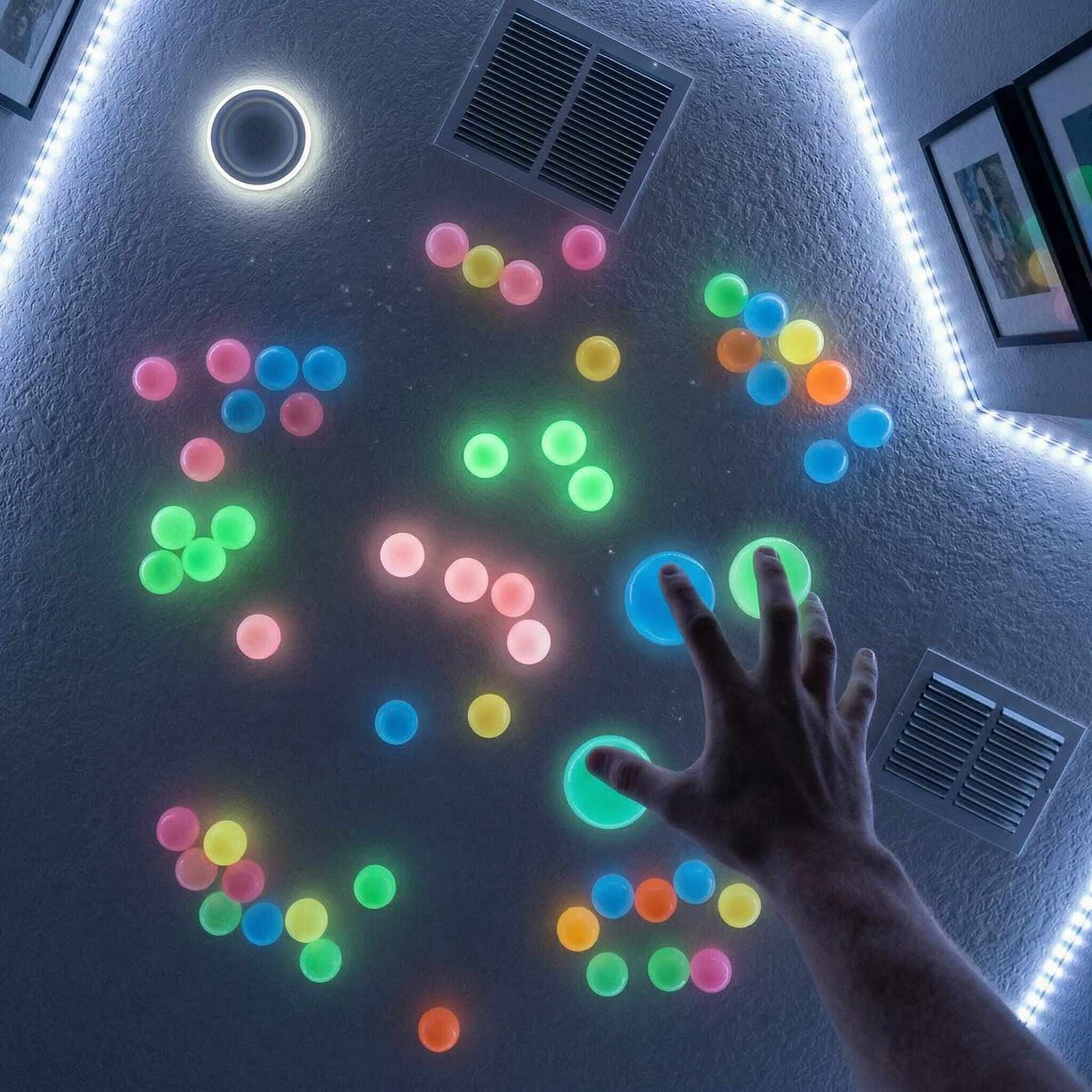 粘粘球豆腐夜光粘靶发泄解压粘墙吸墙减压捏捏乐小玩具黏黏球