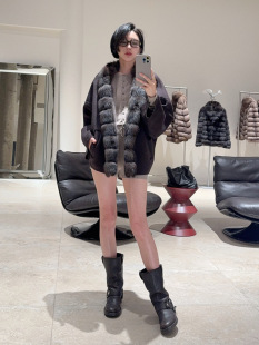 山鬼皮草新款 松弛高级感 进口紫貂搭配LP羊绒外套女短款