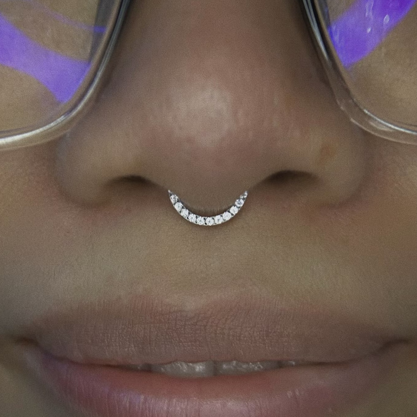 正镶锆石搭扣闭口环16g鼻中隔环