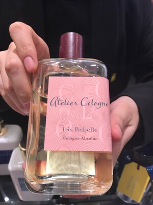 香港直郵Atelier Cologne歐瓏2018新戰地鳶尾香水 Iris Rebelle