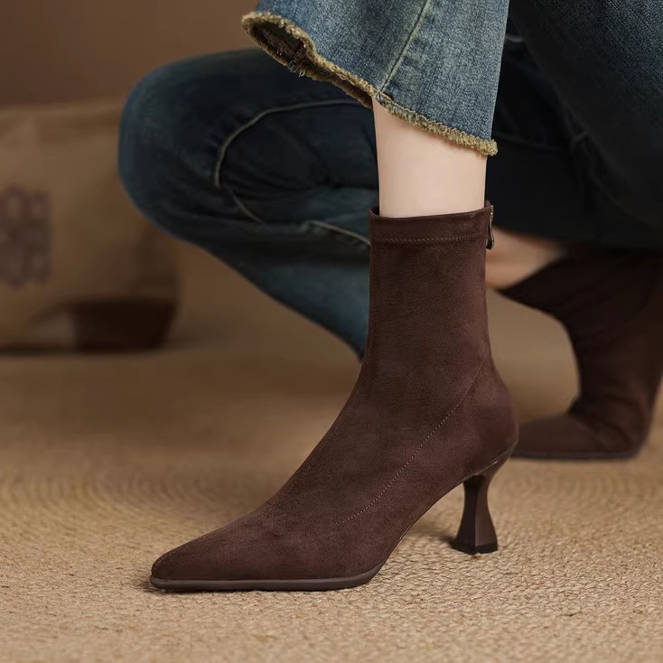 软底显瘦~7cm细跟尖头短靴女秋冬新款法式气质高跟马丁弹力瘦瘦靴