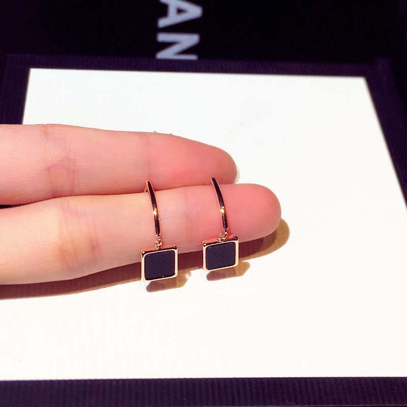 黑色耳钉简约气质小巧方形长款耳环日常通勤女925银针精致耳饰