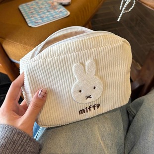 可爱米菲灯芯绒大容量化妆包ins风手提收纳便携式笔袋姨妈巾收纳