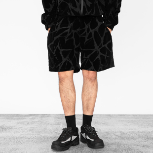 植绒复古荆棘迷彩满印宽松阔腿抽绳休闲短裤 2026春 DARKNESS