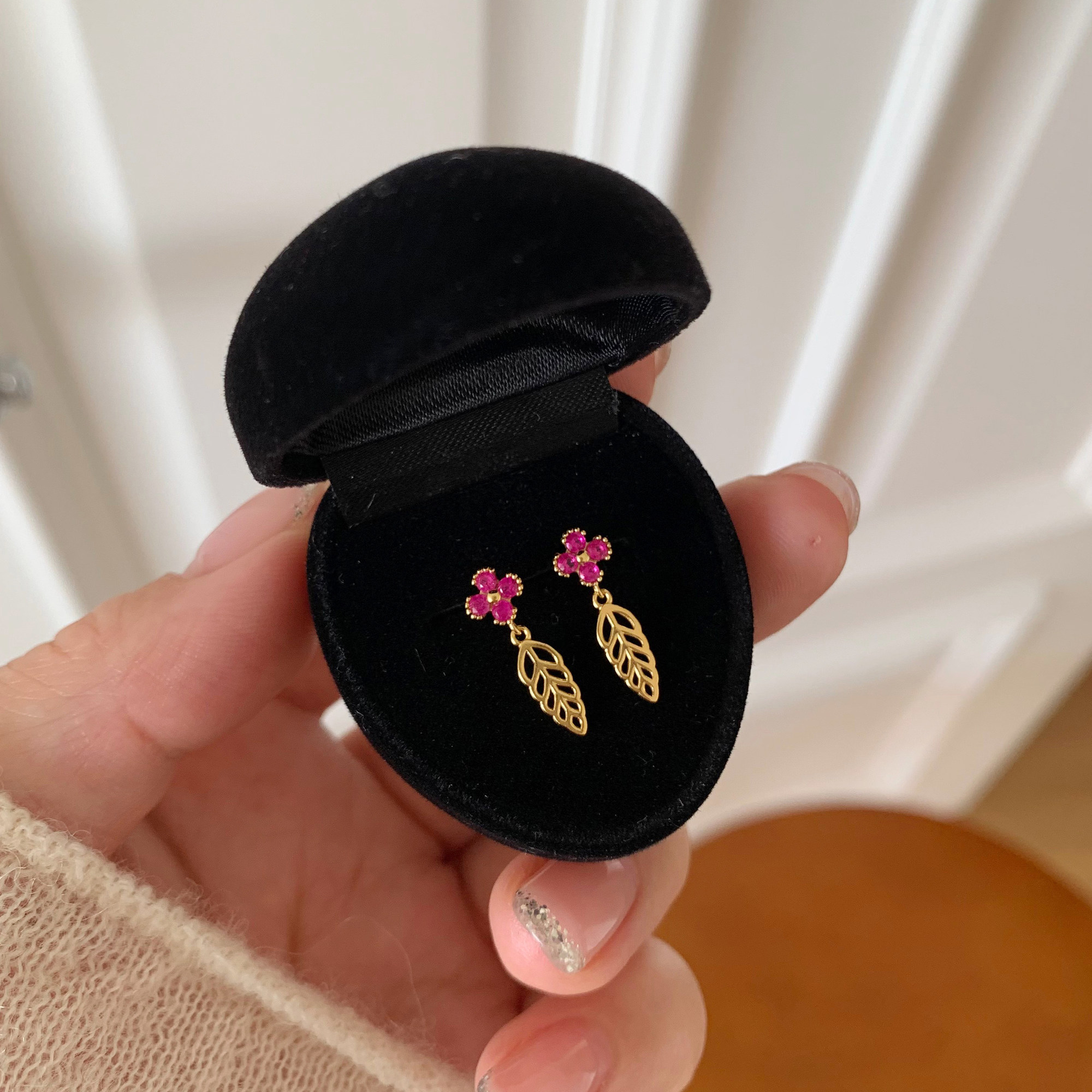 岚屿 花袭人/初春新款通体925银迷你四叶花耳环小巧精致日系耳钉,饰品/流行首饰/时尚饰品新,银饰耳饰,淘宝优惠券,粉丝福利购,淘宝优惠卷