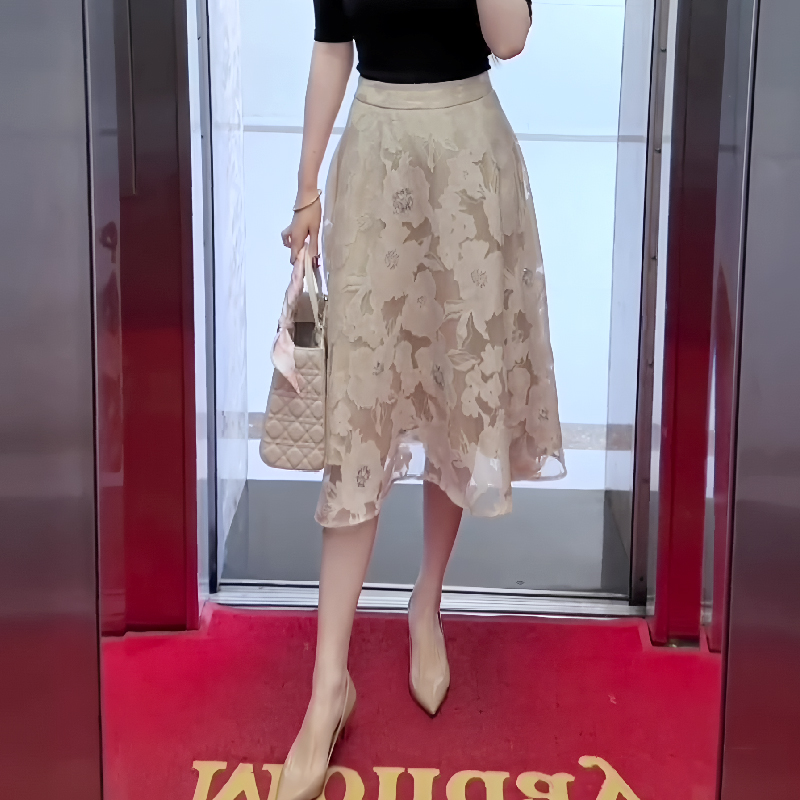 温柔风网纱提花半身裙女2025夏季新款气质中长款减龄高级a字伞裙
