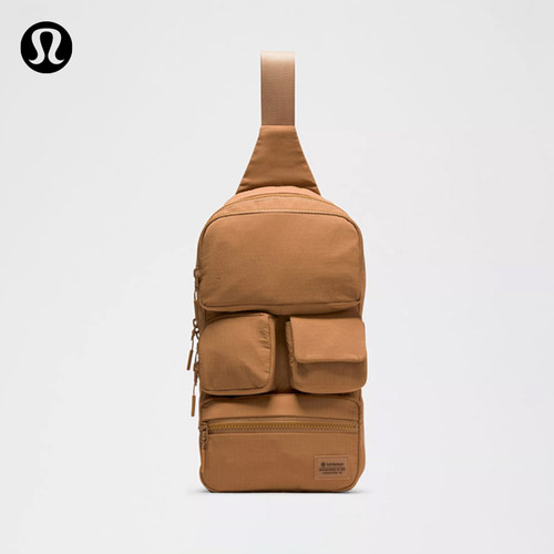 Multi-Pocket 多口袋设计单肩包丨lululemon丨LU9COHS