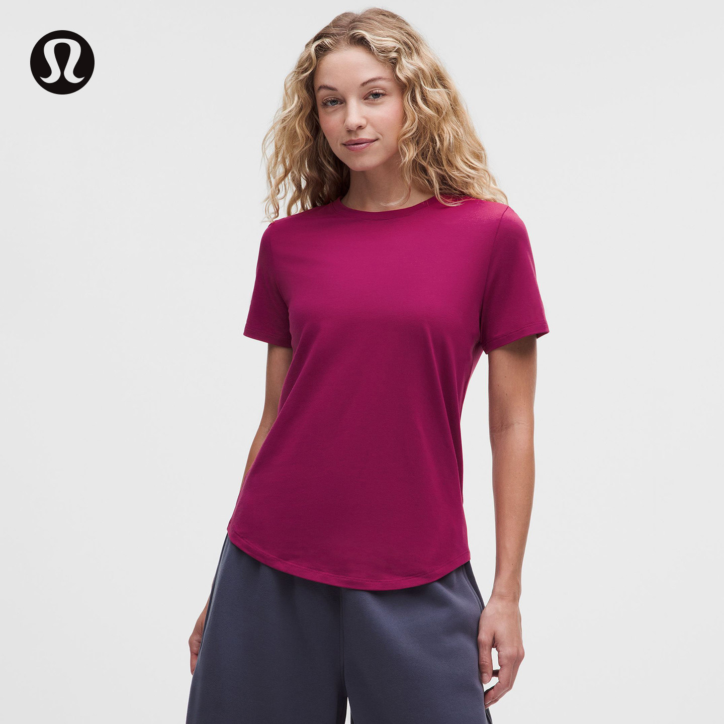 Love 女士圆领短袖 T 恤丨lululemon丨LW3EYDS图片