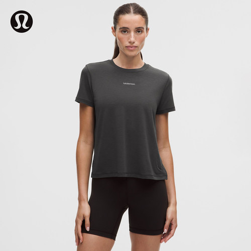Jersey 女士训练经典剪裁短袖T恤 *文字徽标丨lululemon丨LW3KMGS