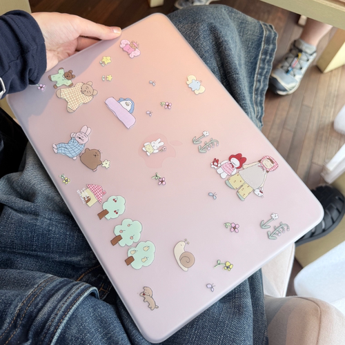 Shesell「童年」适用于MacBookneo透明磨砂保护壳air保护套pro原创插画M4M5防磕碰小众