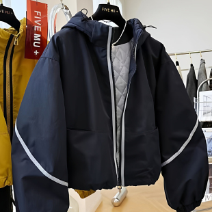 韩系穿搭休闲连帽短款冲锋衣女秋冬薄款夹棉外套巨好看的夹克棉服