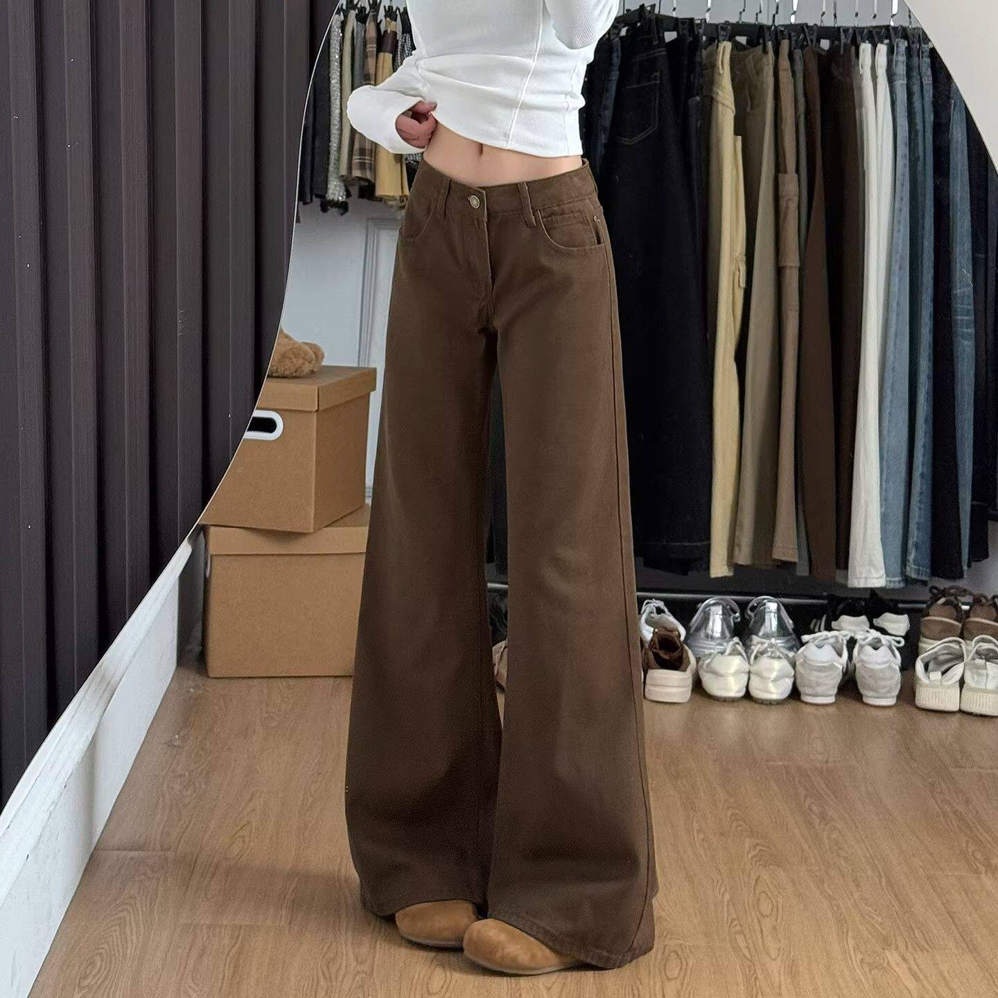 美式复古咖色微喇牛仔裤女春季2026新款高腰显瘦垂感不贴腿喇叭裤