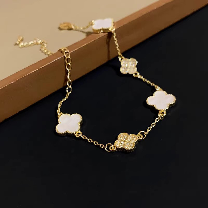 樱花粉色四叶草手链轻奢高级感