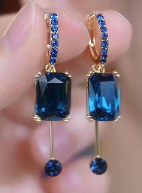 MEILAIFUREN高端定制轻奢气质时尚蓝色方形水晶耳环小众设计耳扣