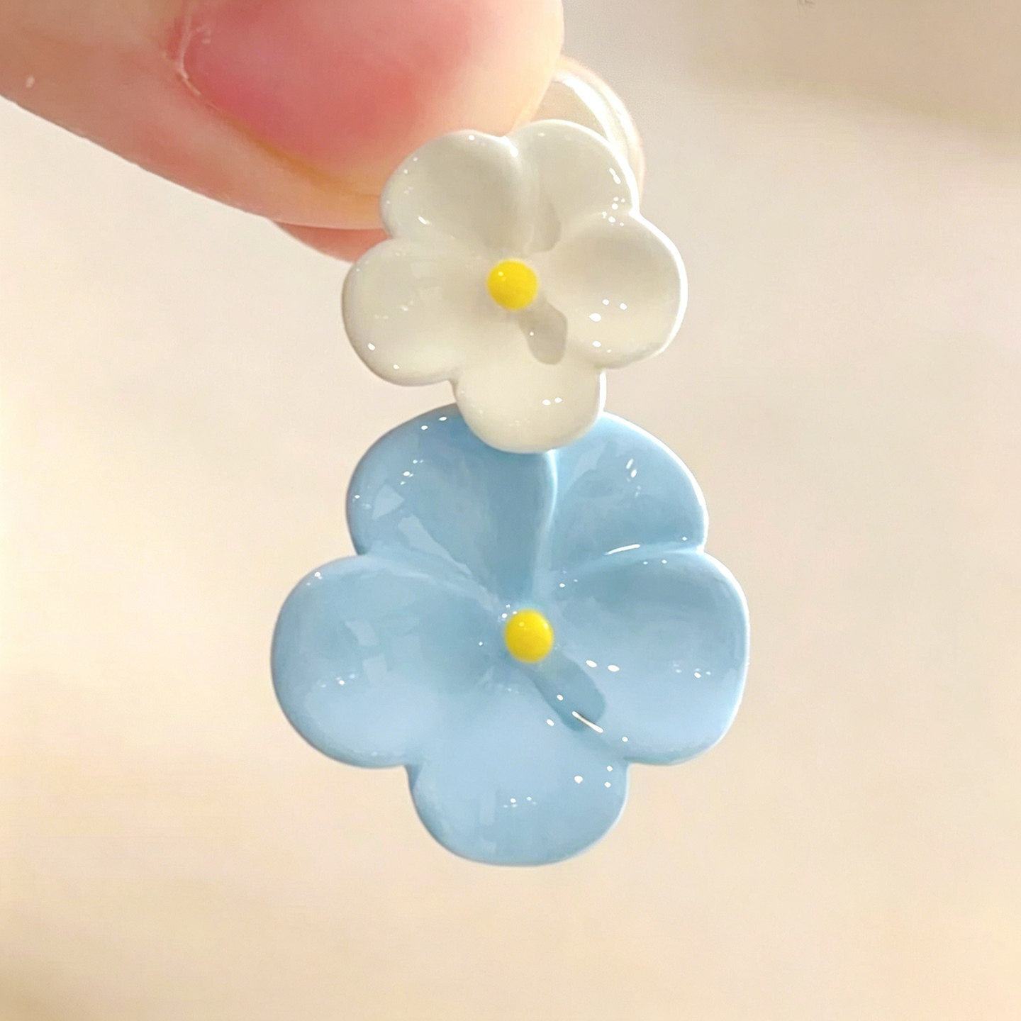 MEILAIFUREN芭蕾风陶瓷花耳环