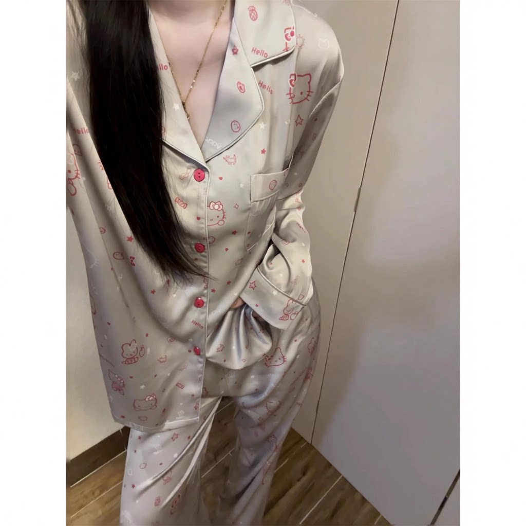 凯蒂猫缎面冰丝睡衣女生春秋新款轻奢气质丝滑亲肤家居服大码套装