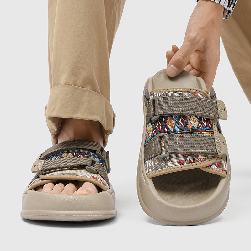 潮牌凉鞋男2026夏季新款高级感外穿防水轻便开车涉水魔术贴沙滩鞋