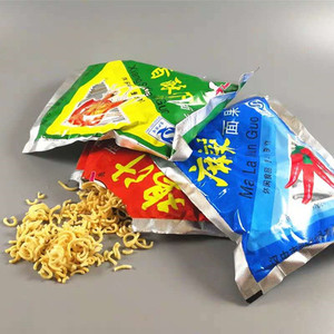 月亮牌面果麻辣鸡汁鲜虾任选包邮