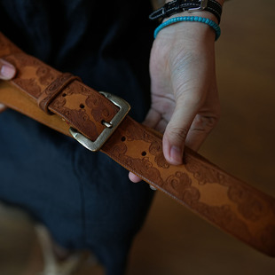 水染植鞣牛皮咔叽复古雕花铜扣百搭休闲真皮牛仔工装休闲皮带腰带