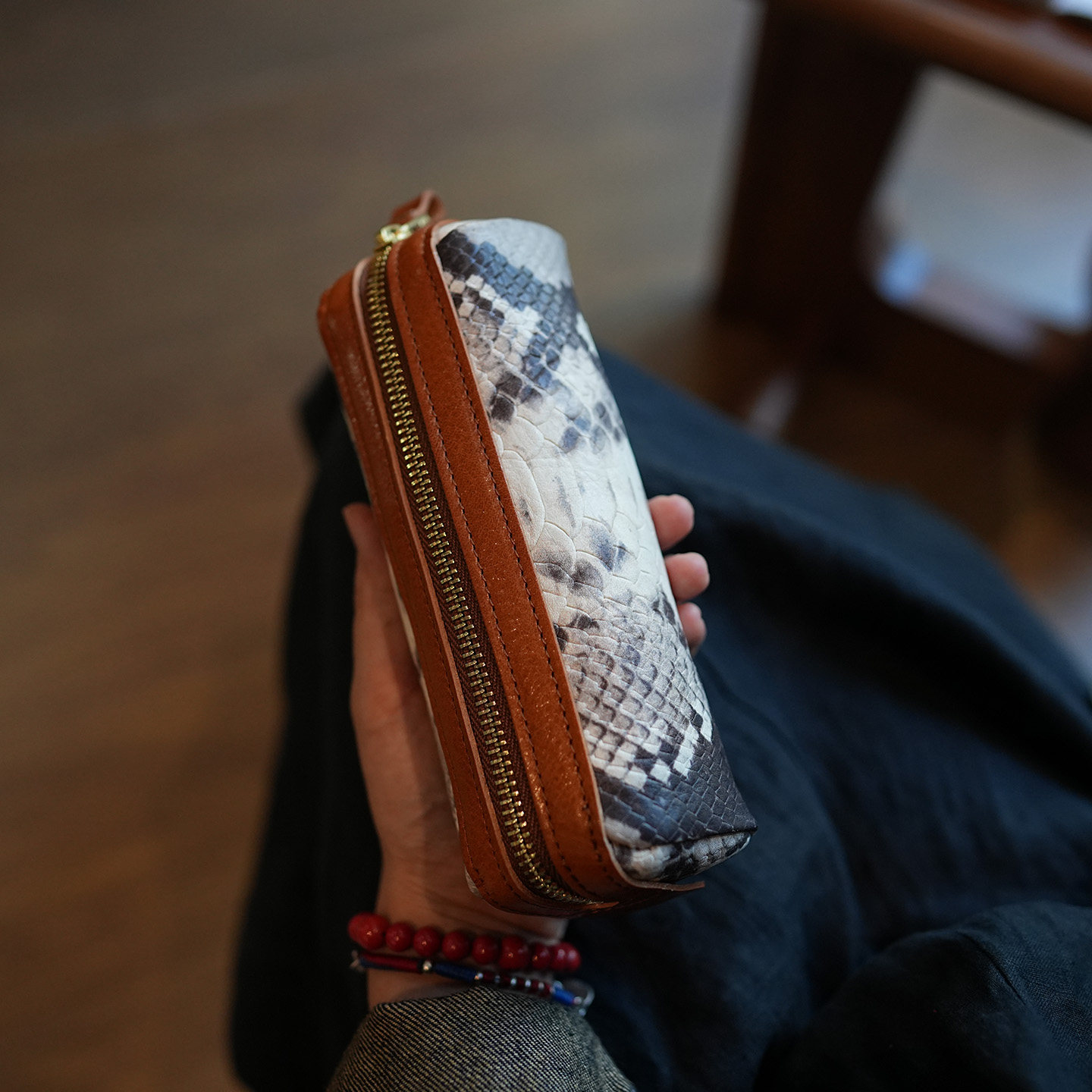 鹿小姐植鞣牛皮复古高级感文具笔袋化妆品便携真皮零钱文玩收纳包