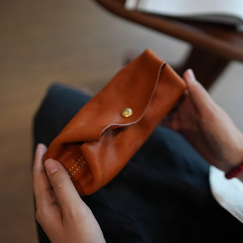 鹿小姐植鞣牛皮复古便携收纳包