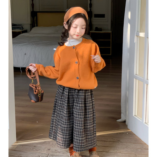 女童南瓜色毛衣+格子裤套装韩版