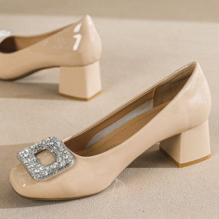 水钻漆皮黑色不累脚软底通勤工作鞋 春季 女中跟 女真皮2025新款 单鞋