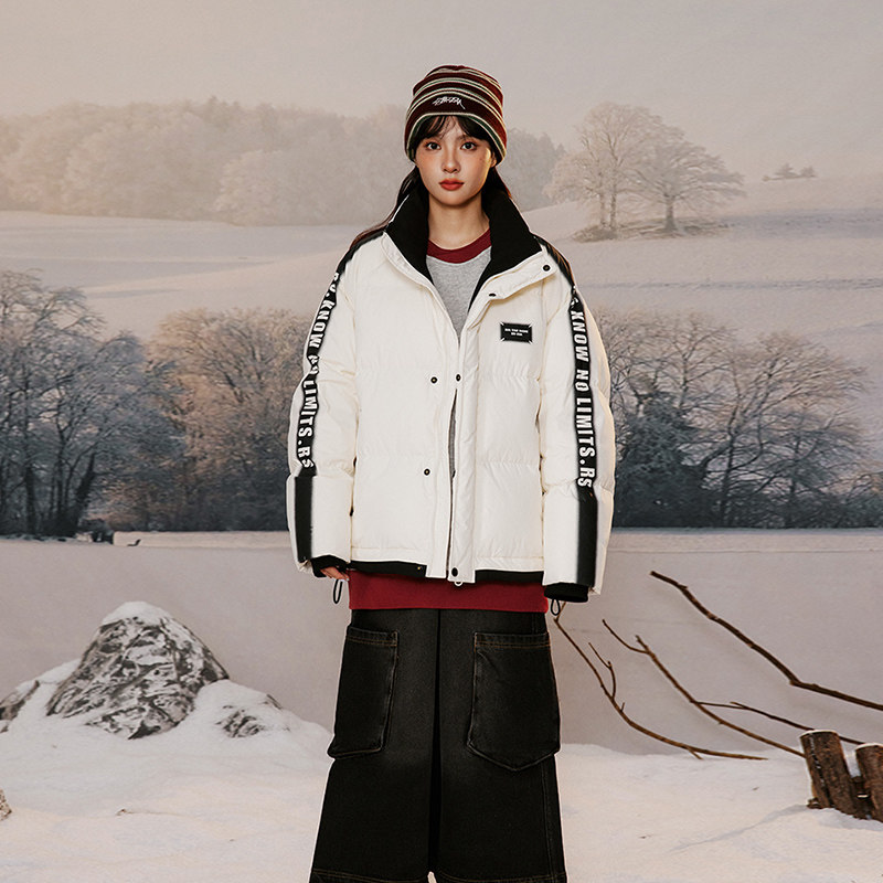 模特图 YR818 冬季字母立领羽绒服 P300 控395图片