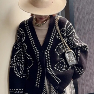 微胖大码 系列 欧货订单几何撞色大版 毛衣开衫 250929 外套 经典