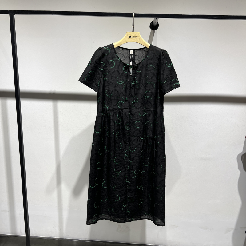 媛YFY25BC9521商场专卖2025夏时尚新品女装复古盘扣休闲连衣裙子