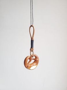 纯天然本色牛皮绳碱水面包钥匙扣编织汽车圈链复古包包挂件防丢手