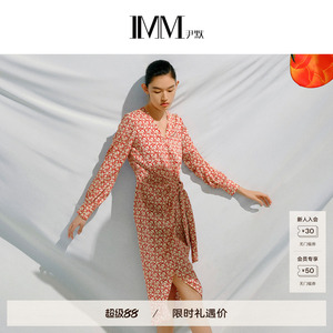 商场同款 IMM尹默女装桑蚕丝风筝骨架收腰褶皱连衣裙 IWEC50025