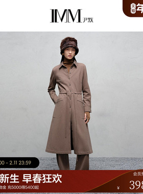 IMM尹默2025年冬绵羊毛混纺面料简约咖色抽绳设计连衣裙女