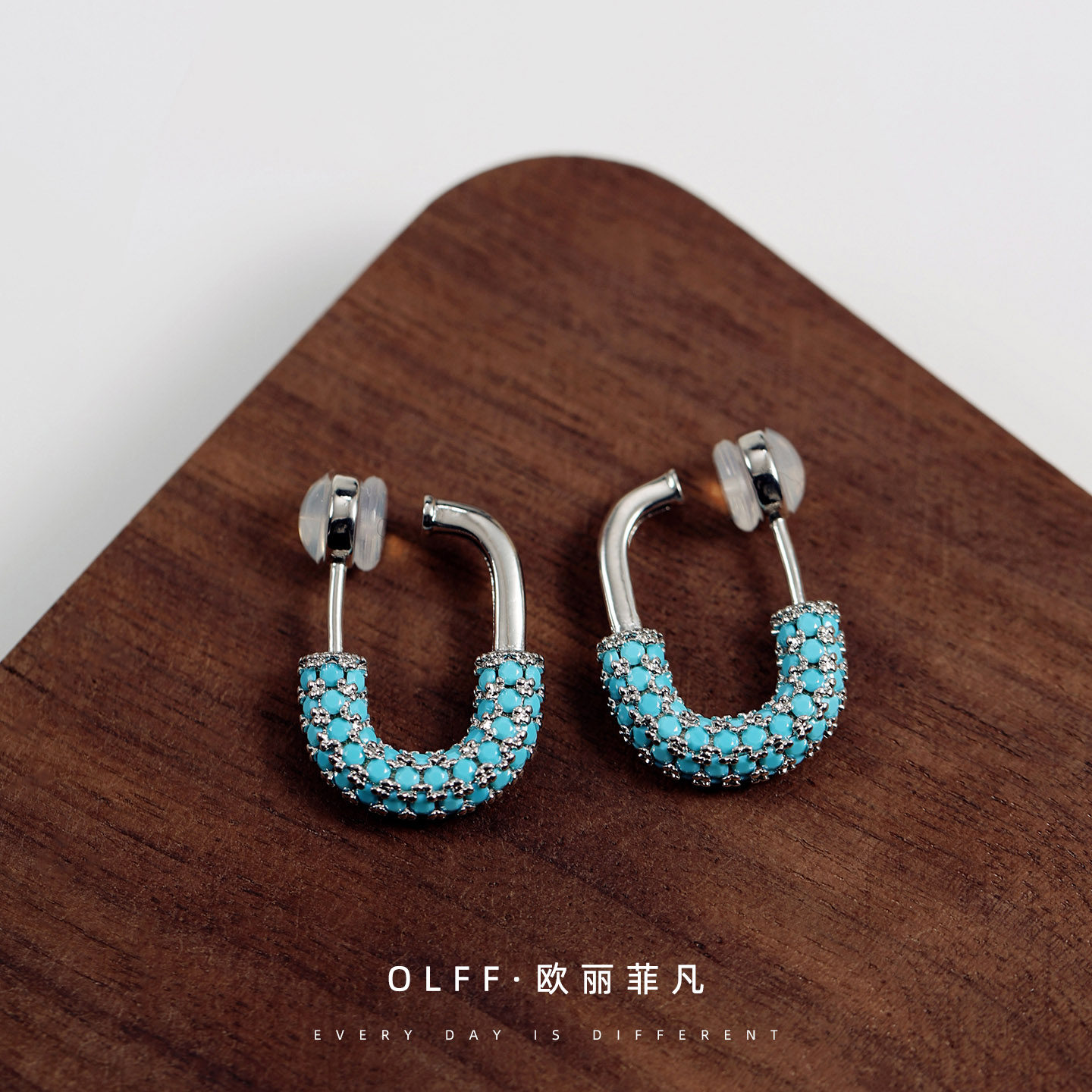 高级感轻奢闪锆几何耳扣耳夹蓝钻耳环女无耳洞不痛牢固硅胶垫耳饰,饰品/流行首饰/时尚饰品新,耳夹,淘宝优惠券,粉丝福利购,淘宝优惠卷