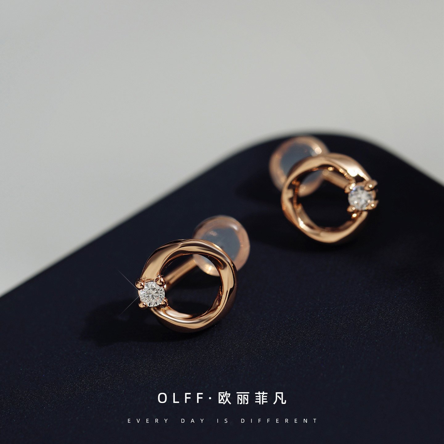 无痛耳夹个性闪锆莫比斯环耳钉