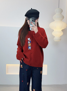 双天大码服饰2025年冬季胖mm大码女装卡通刺绣减龄毛衣开衫F709