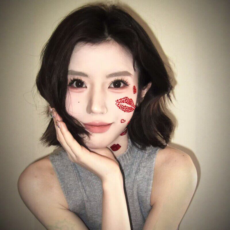 烈焰性感大红色唇钻石贴