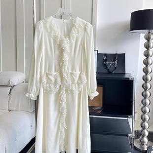 le rouge周美美 浪漫温柔节日氛围感蕾丝花边灯丝绒长款连衣裙