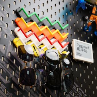 W型眼镜太阳眼镜支架 宜家洞洞板配件 适用宜家SKADIS 斯考迪斯